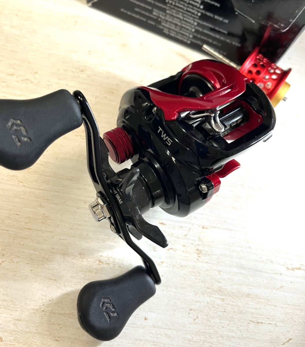 Daiwa Tatula CT Type-R 100H ダイワ タトゥーラ ベイトリール