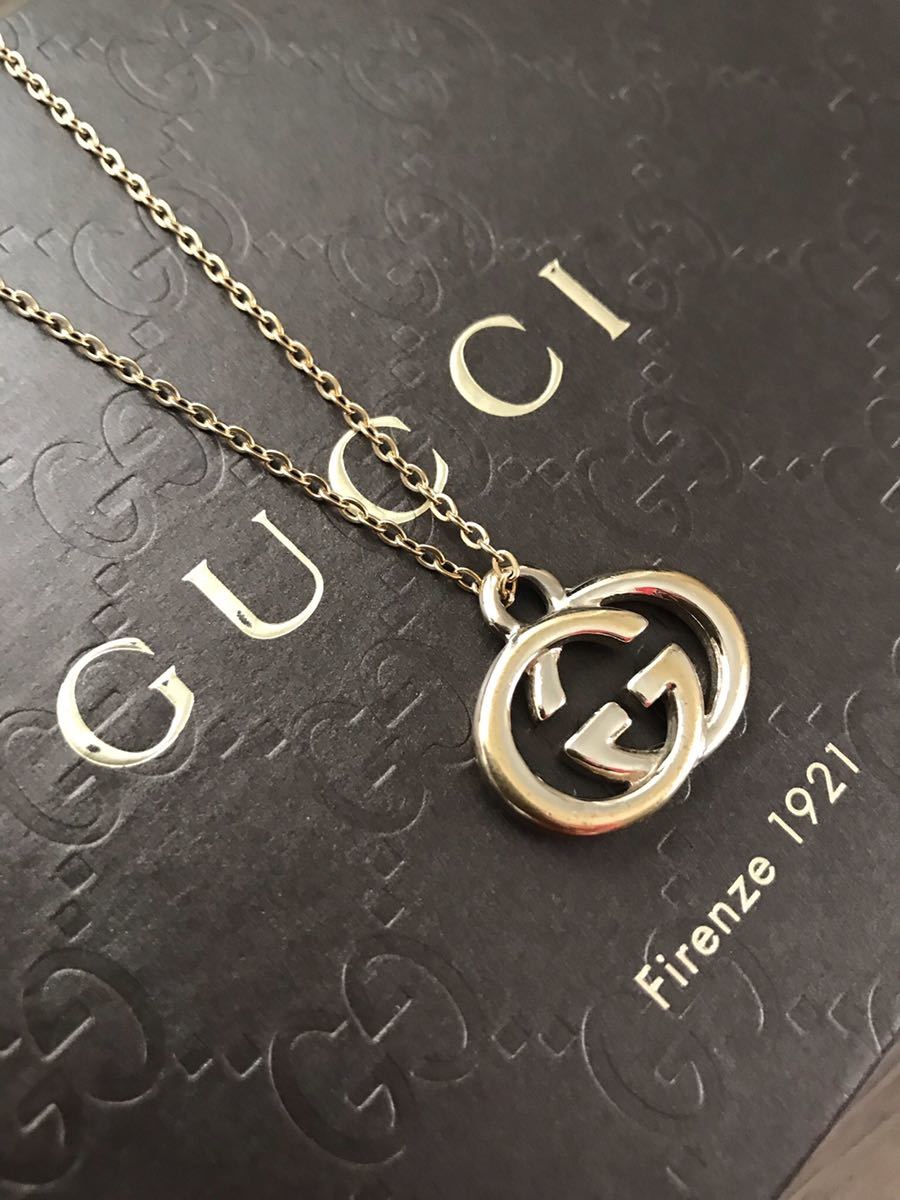正規美品 GUCCIグッチインターロッキングチャーム ゴールド系