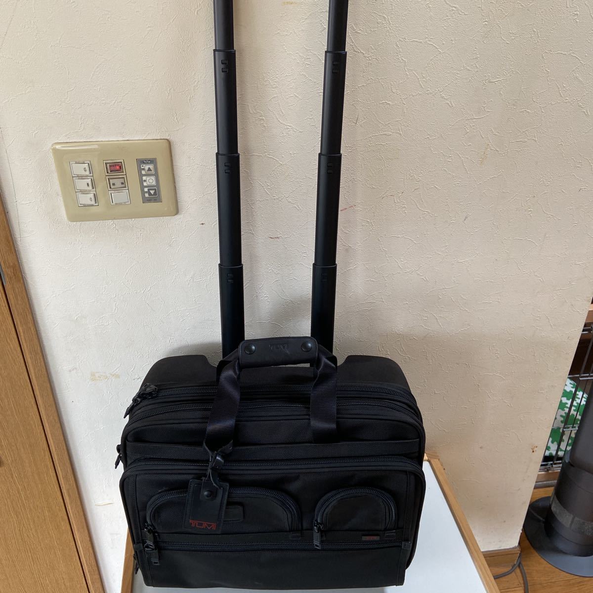 TUMI】トゥミ 26127DH ブラック スーツケース (値下げしました)-