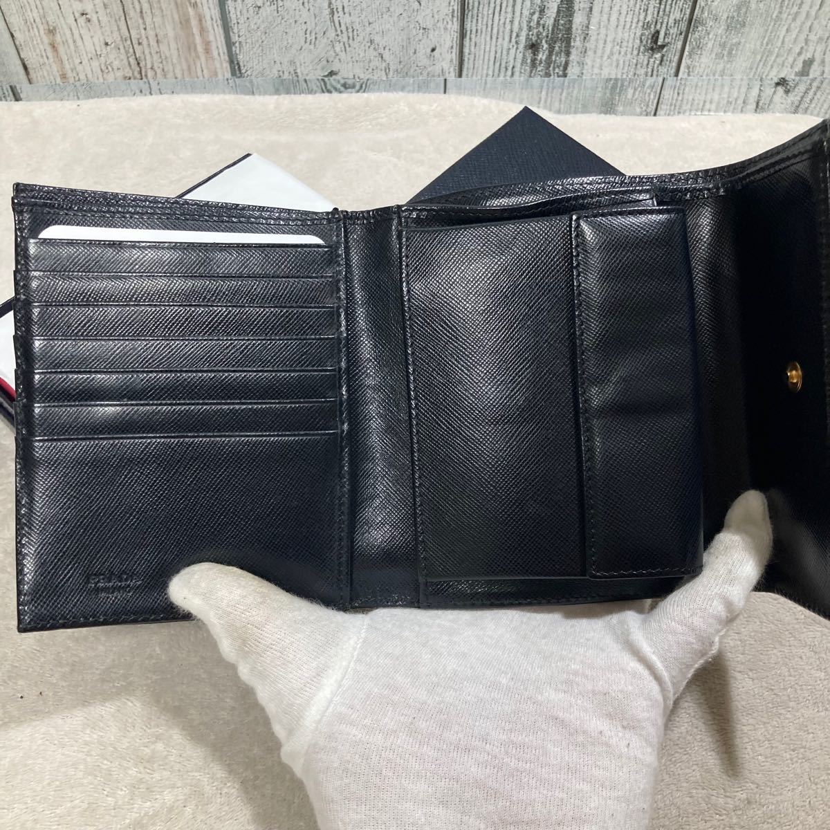 希少希少新品 PRADA プラダ 折り財布 ナイロン コインケース 折り財布