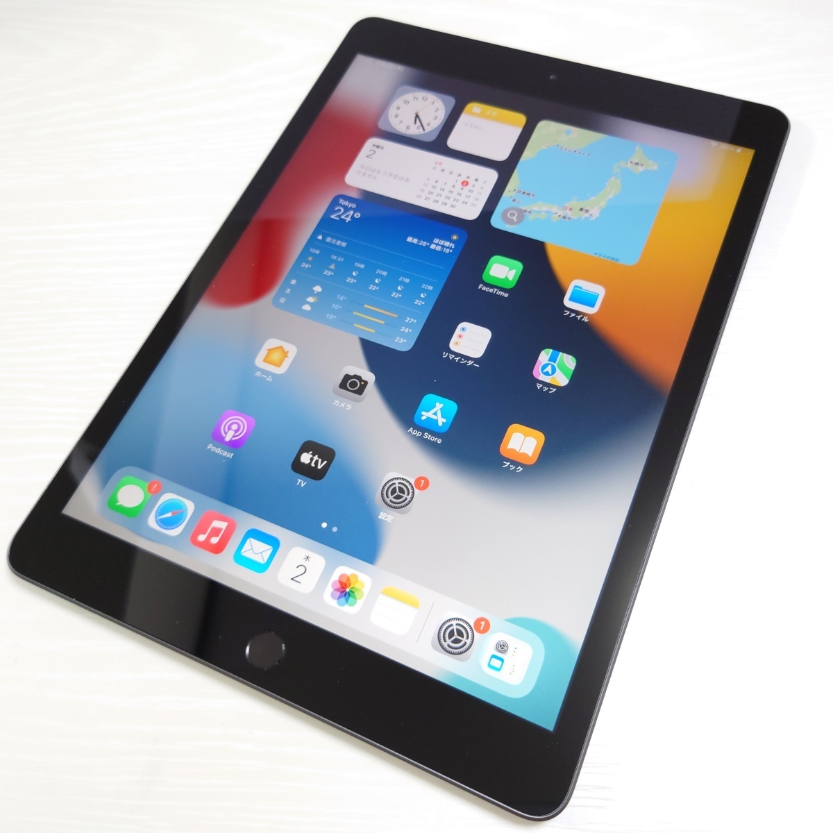 ☆【20558WM】 完動品 docomo MW6A2J/A iPad (第7世代) スペースグレイ