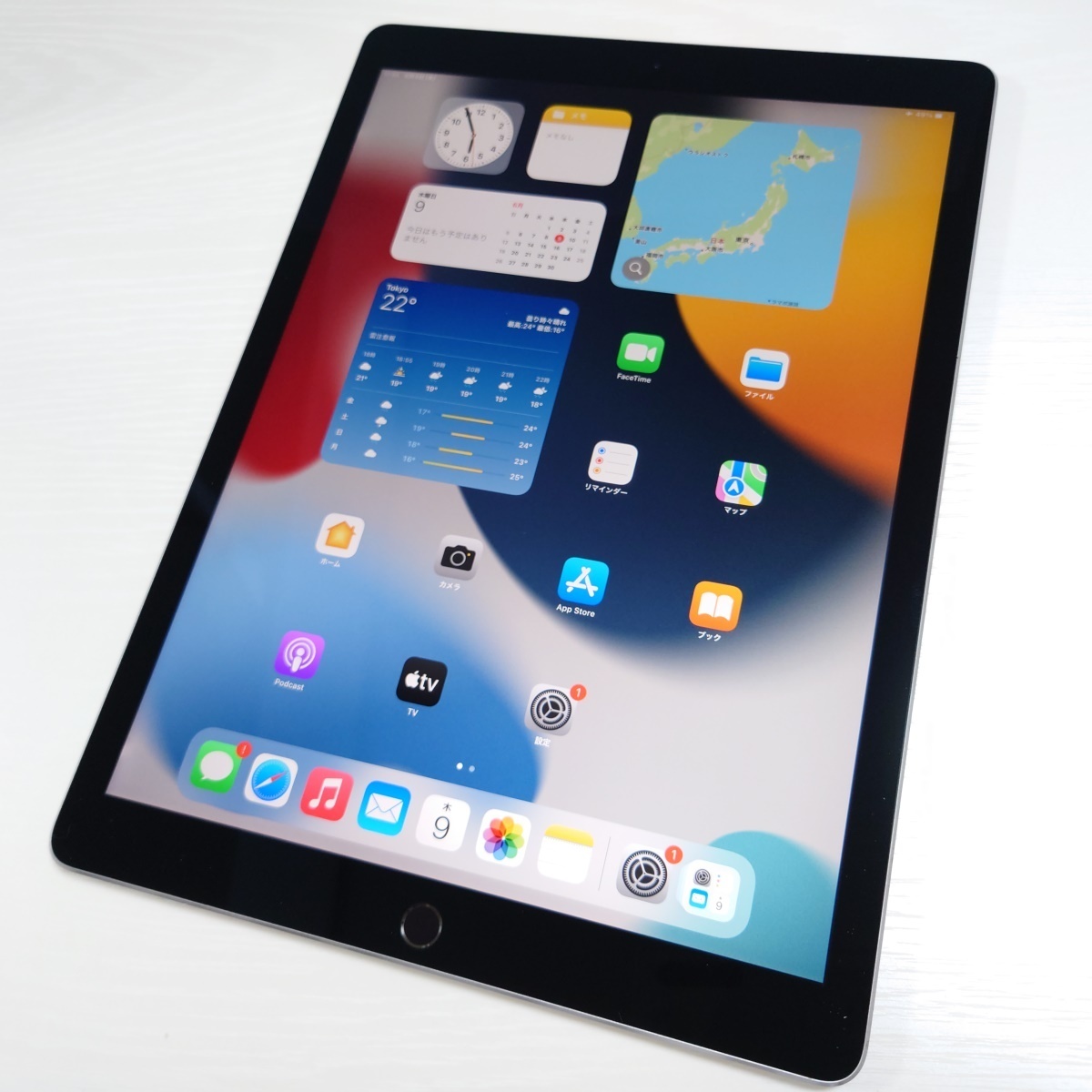 ☆【19527WM】 完動品 Apple MPLJ2J/A iPad Pro 12.9インチ (第2世代