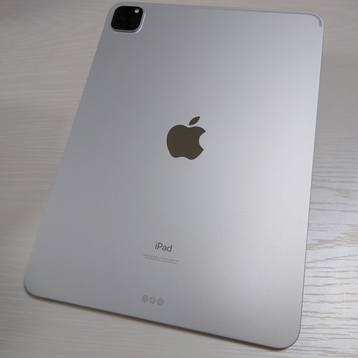 〔中古〕Apple(アップル) iPad Pro 11インチ 第3世代 256GB スペースグレイ MHQU3J／A Wi-Fi〔269-ud〕