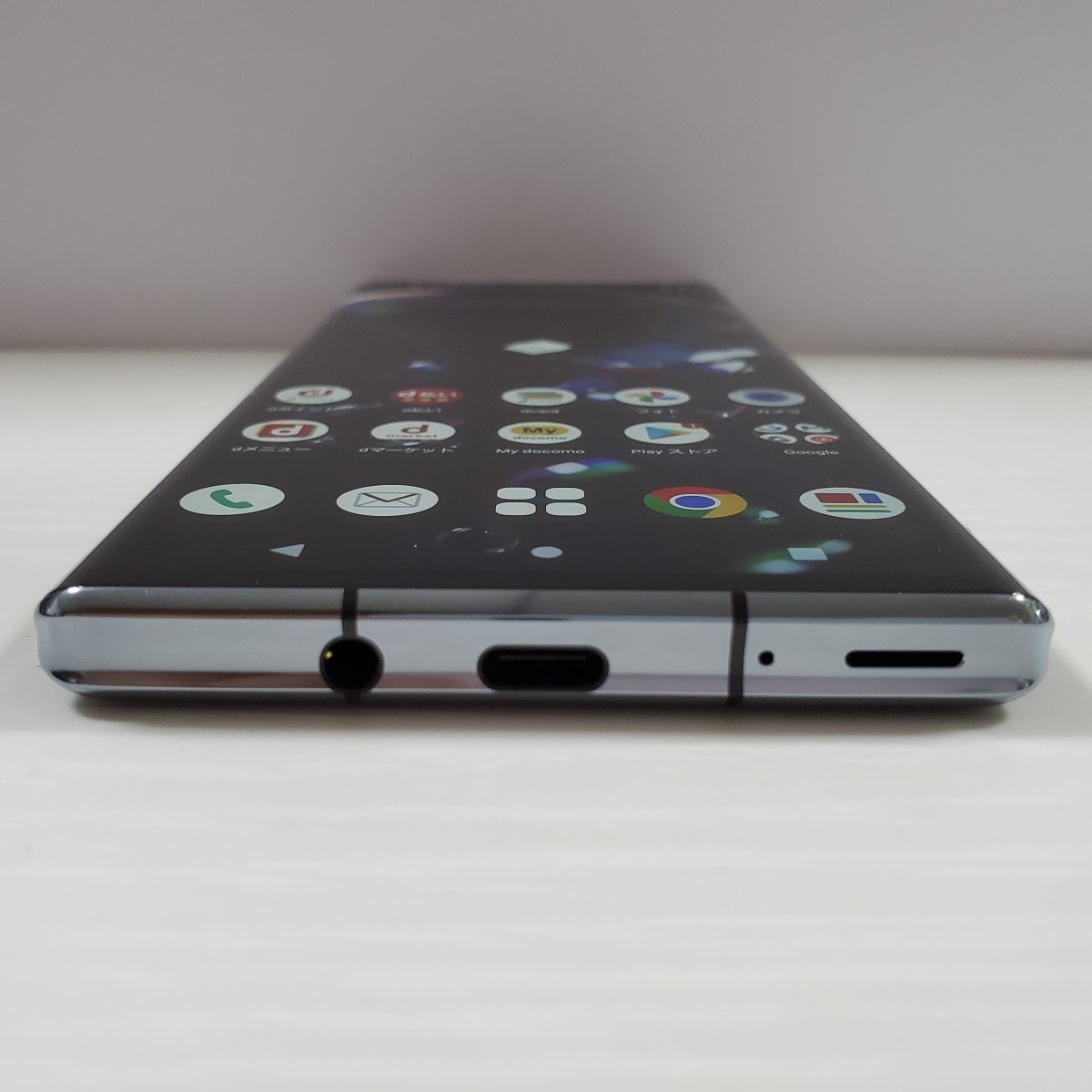 AQUOS R6 ホワイト 128GB SH-51B SIMロック解除済 売れ済公式店