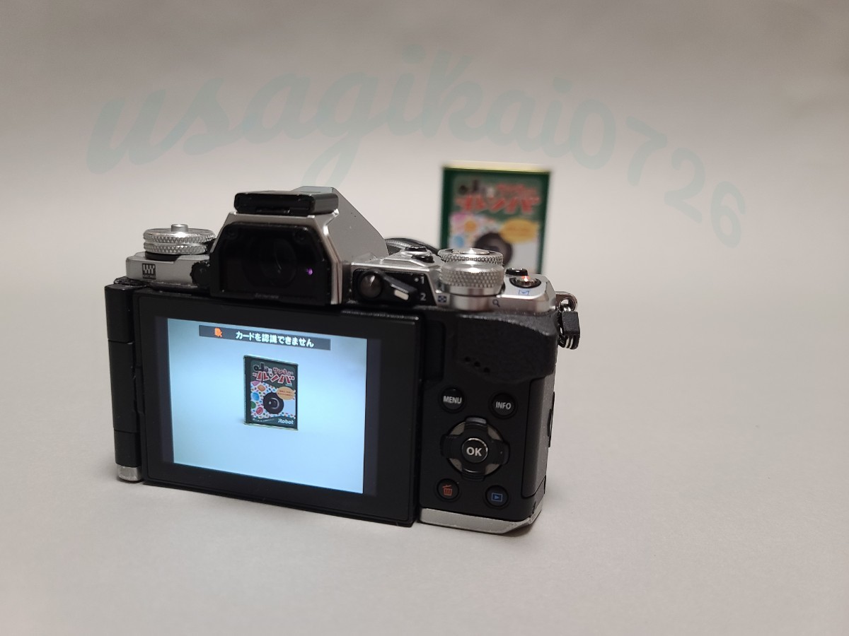 OLYMPUS OM-D E-M5 Mark II シルバー ボディ(純正14-150mmジャンク
