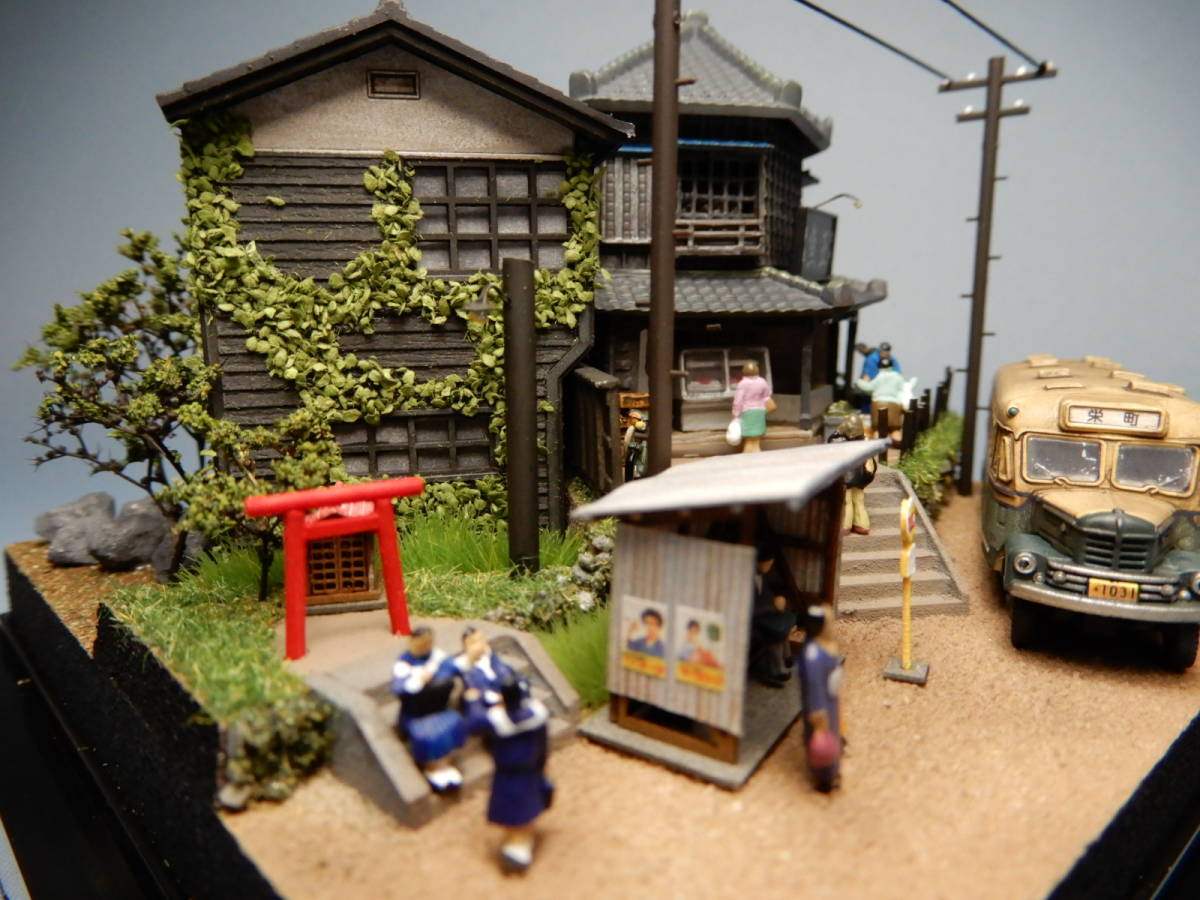 昭和奇譚 1/150ジオラマ「懐かしいバスが走る風景」LED電飾/ケース付 昭和奇譚 1/150ジオラマ「懐かしいバスが走る風景」LED電飾/ケース付
