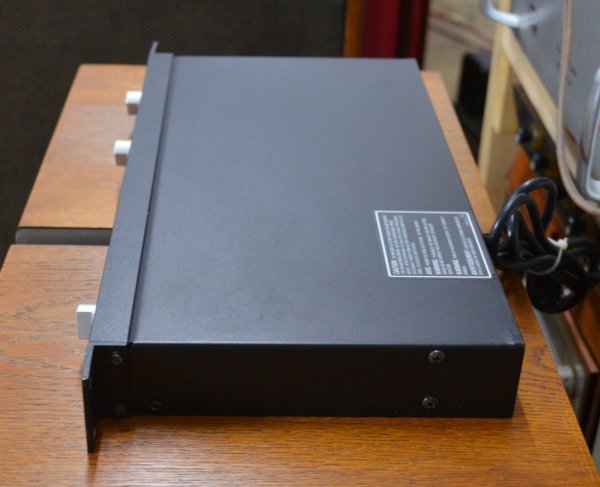 CROWN D45 パワーアンプ メインアンプ スタジオモニター 名機 CROWN D45 パワーアンプ メインアンプ スタジオモニター 名機