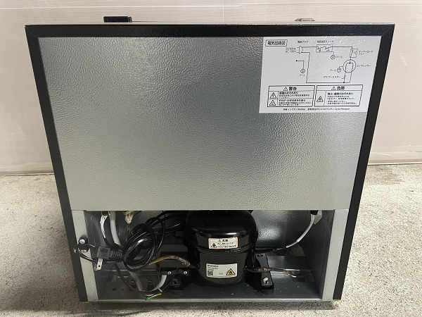 【美品】オーヤマ 1ドア冷蔵庫 PRC-B051D-B 2019年製 通電確認済み 46L コンパクト すっきり収納 仕切り棚取り外し可 温度7段階調節_画像8