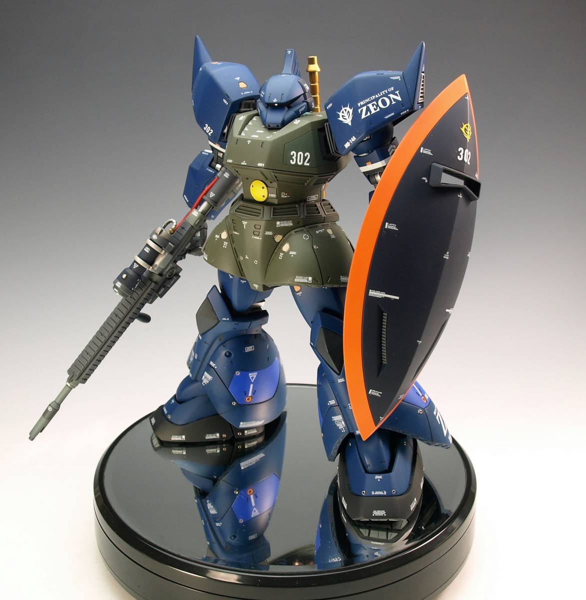 MG 1/100 ガトー専用ゲルググ コーティングバージョン 商品詳細 MG 1/100 ガトー専用ゲルググ コーティングバージョン 商品詳細