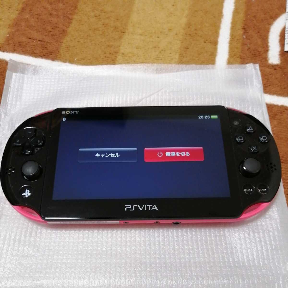 美品　動作確認済　初期化済　ネット接続可　wi-fi　モデル　PlayStation Vita Pink　Black ピンク　ブラック　PCH-2000 ZA15　_画像2