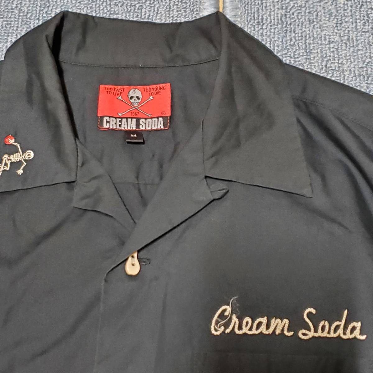 クリームソーダ　45周年記念限定ボーリングシャツ　ピンクドラゴン　CREAM SODA ブラックキャッツ_画像3