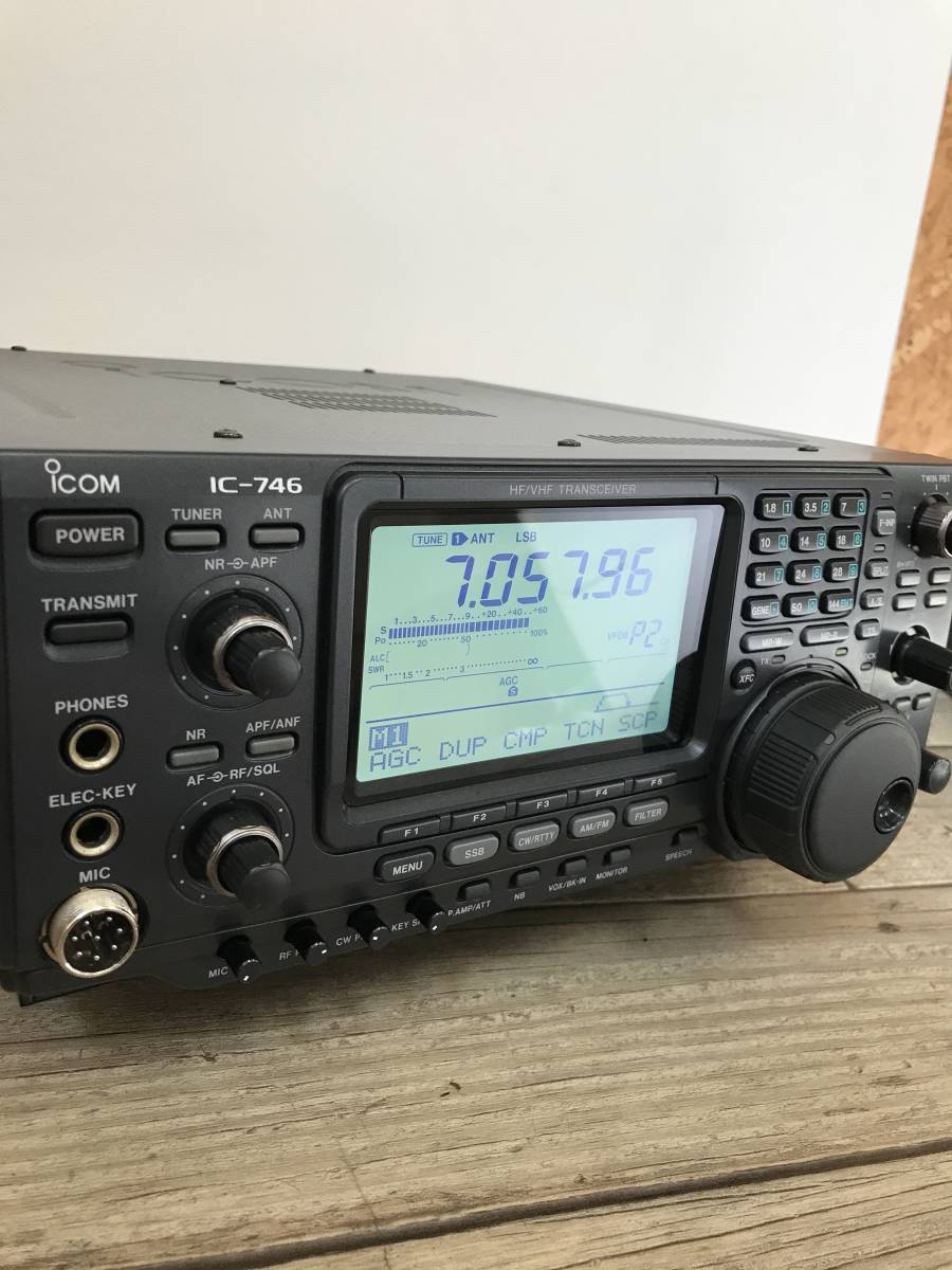 ICOM IC-746 HF/VHF TRANSCEIVER _画像3