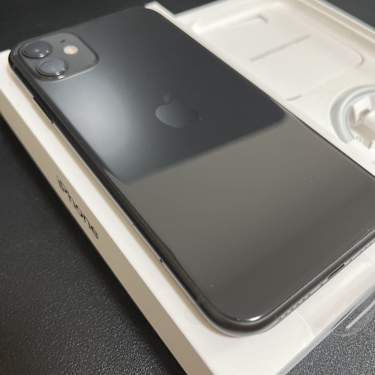 新品 未使用 iPhone 11 64GB Black ブラック SIMロック解除済み 一括