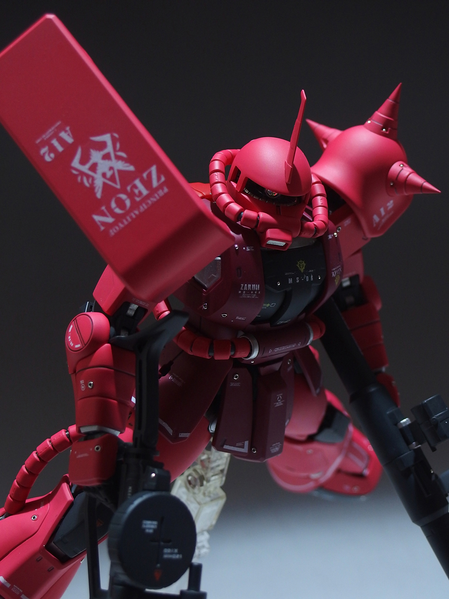 1/100 MG MS-06S シャア専用ザク Ver.2.0 塗装済完成品 1/100 MG MS-06S シャア専用ザク Ver.2.0 塗装済完成品