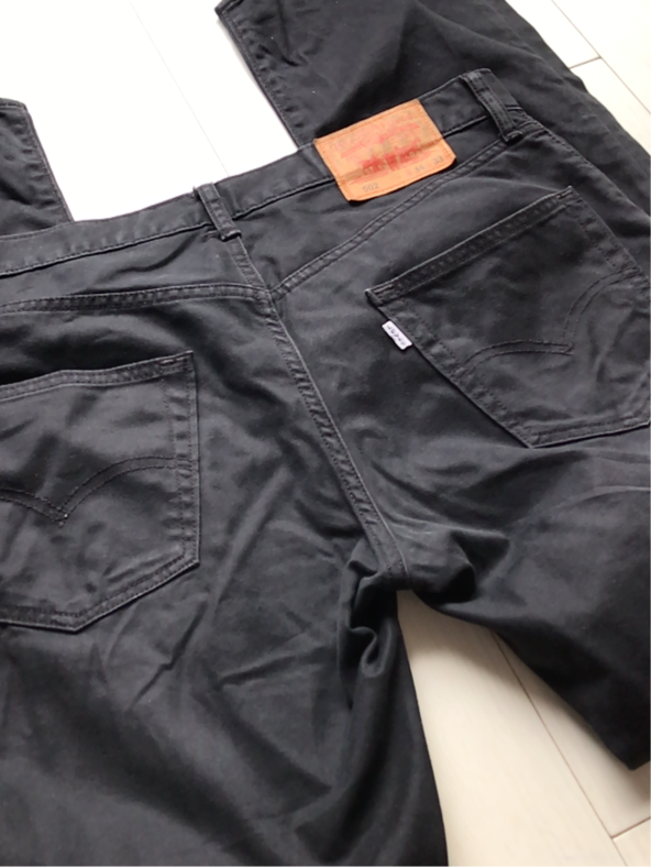 【即決】W34 リーバイス Levi's 502 ライトオンス　軽量 薄手 春夏向 レギュラーフィットテーパー ブラック 黒 白タブスモールe 綿100%