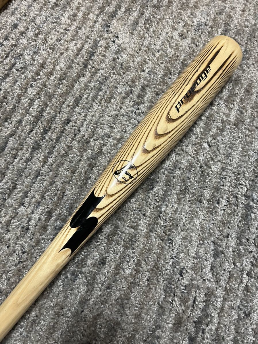 広島東洋カープ 菊池涼介 実使用バット ミズノ NPB MIZUNO ミズノプロ