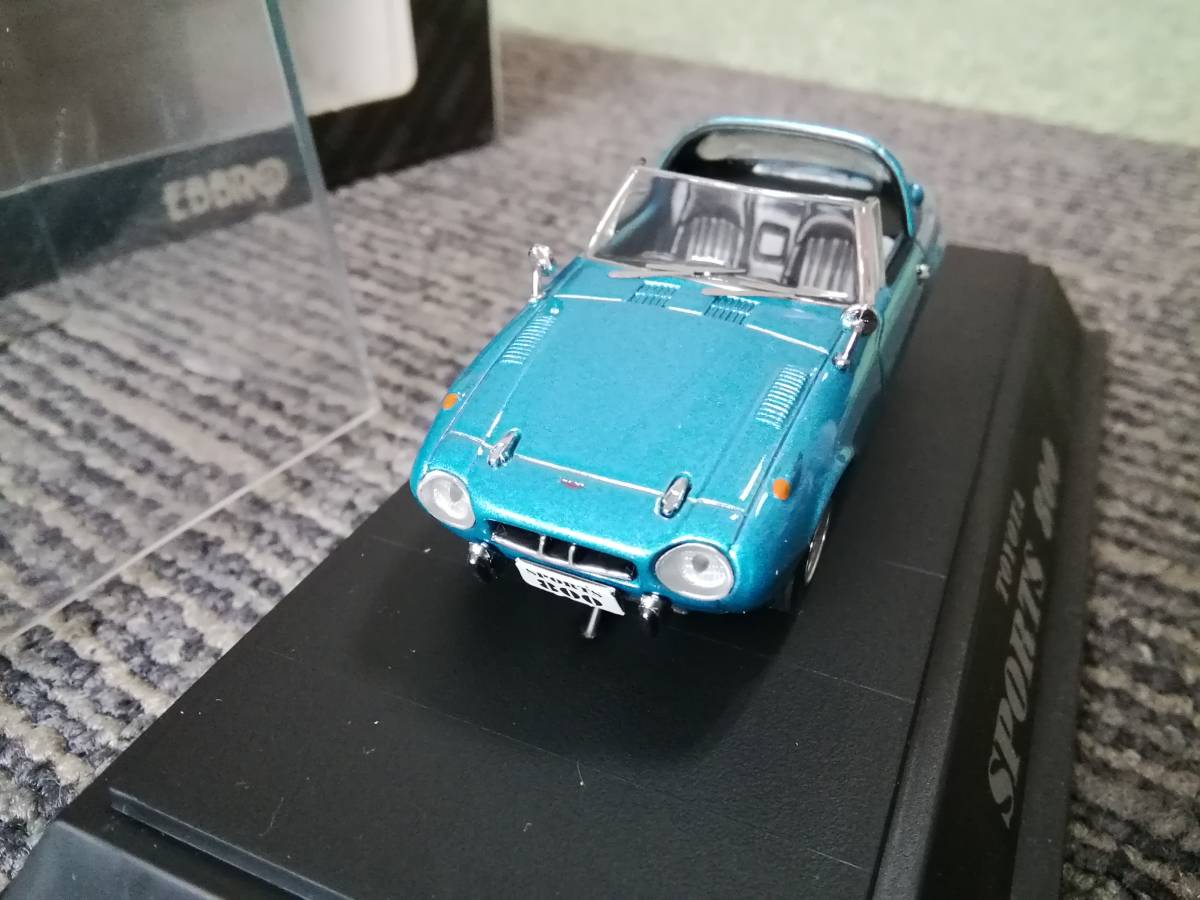 美品】 エブロ 1/43 トヨタスポーツ800 ブルーメタ 43046 完成品