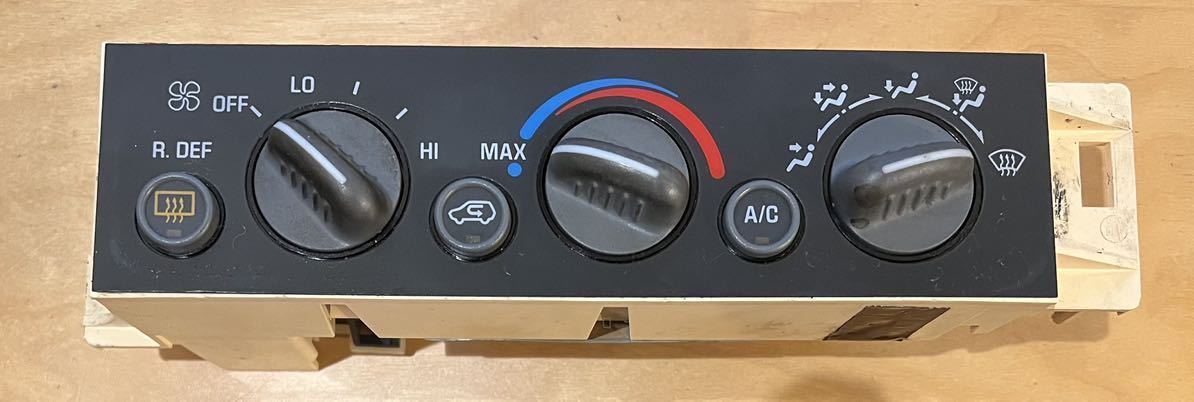 エアコンスイッチ ACコントロールパネル サバーバン タホ アメ車 ワケ