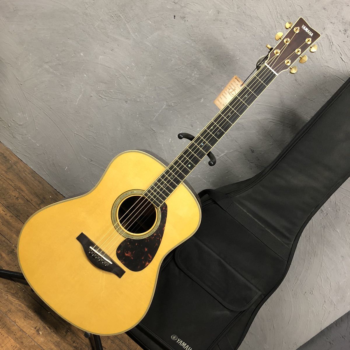 生産完了商品 YAMAHA アコースティックギター用 セミハードケース