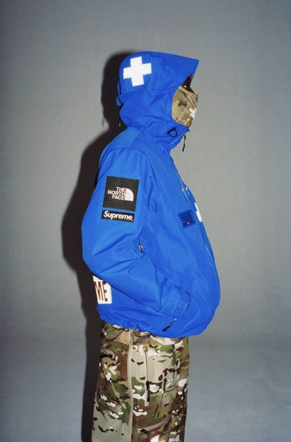 unused goods 22ss Supreme TNF Summit Series Rescue Mountain Pro