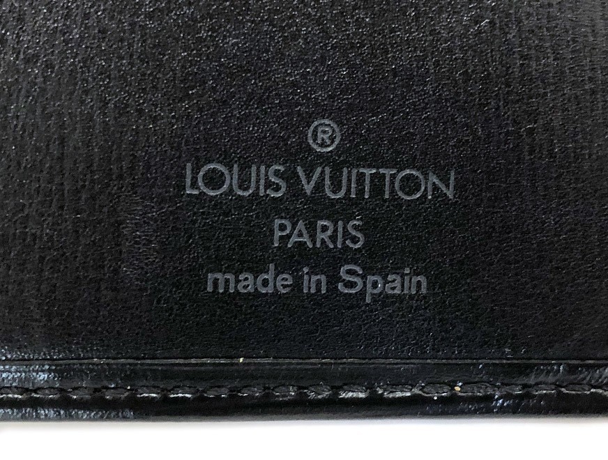 ルイヴィトン エピ ポルトカルトクレディ・円 M63212 長財布 長札入れ