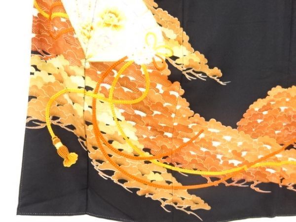 宗sou 桧扇に牡丹菊松模様刺繍留袖(比翼付き)【リサイクル】【着】_画像6