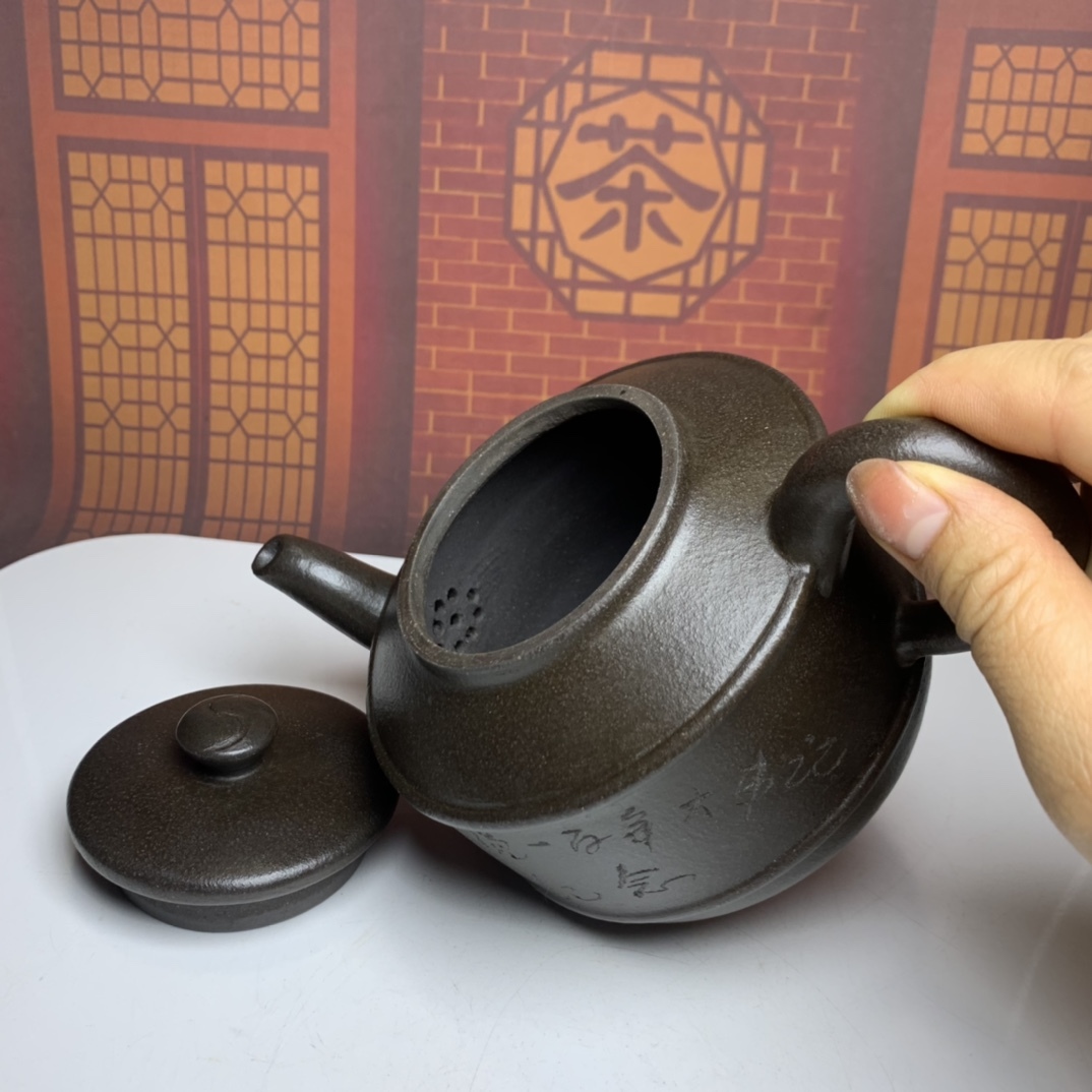 【聚寶齋*紫砂細密彫*紀念壺】茶壺 茶道具 茶道聖品 中国時代美術 造型精美 容量：400cc_画像5