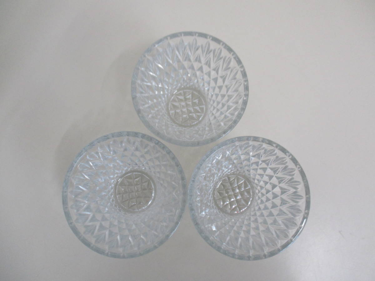 A20 ガラス製 小鉢 カットガラス 3個セット レトロの画像4