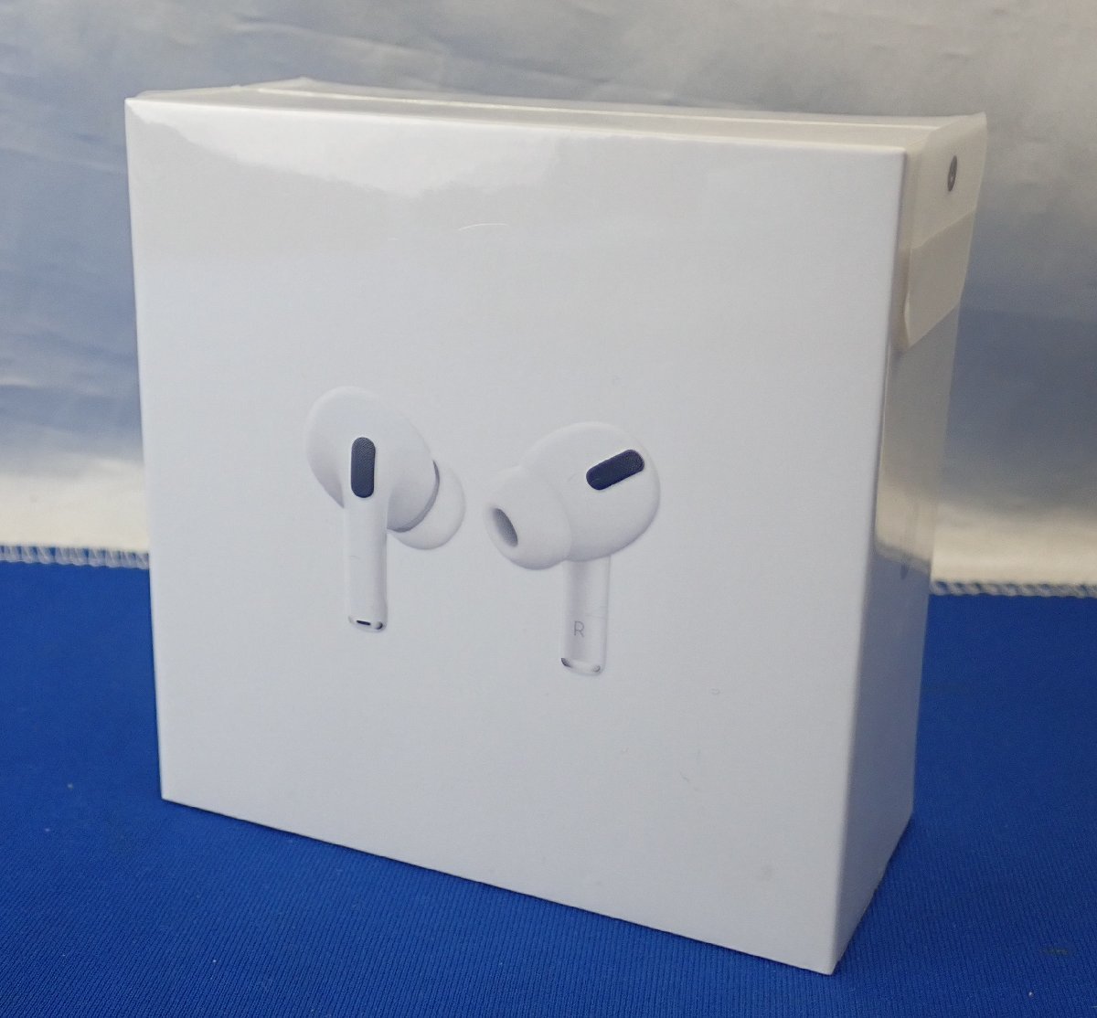 ◎未使用 Apple AirPods Pro ワイヤレスイヤホン MLWK3J/A