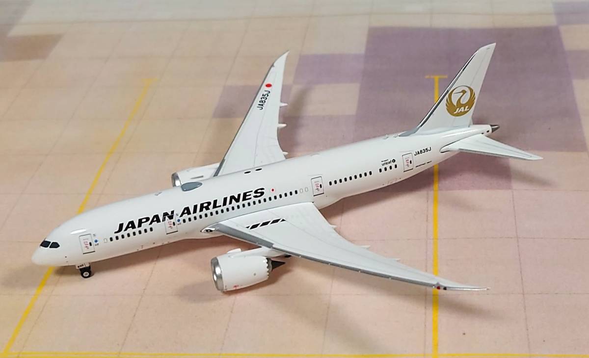 □Phoenix JAL 日本航空 B787-8 金の鶴丸 JA835J 1/400□ □Phoenix JAL 日本航空 B787-8 金の鶴丸 JA835J 1/400□