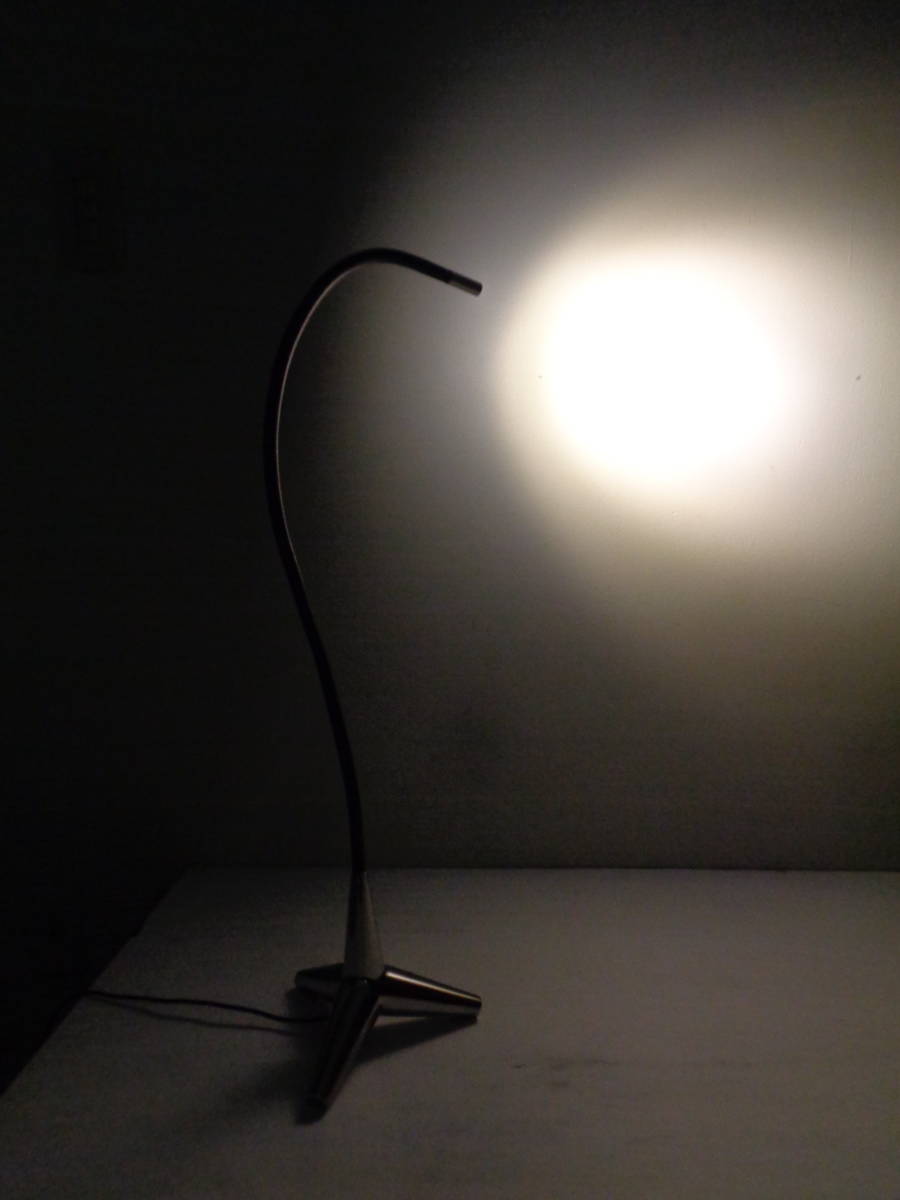 yamagiwa ヤマギワ Studio Conran「STEM RAY」 LED デスクライト yamagiwa ヤマギワ Studio Conran「STEM RAY」 LED デスクライト