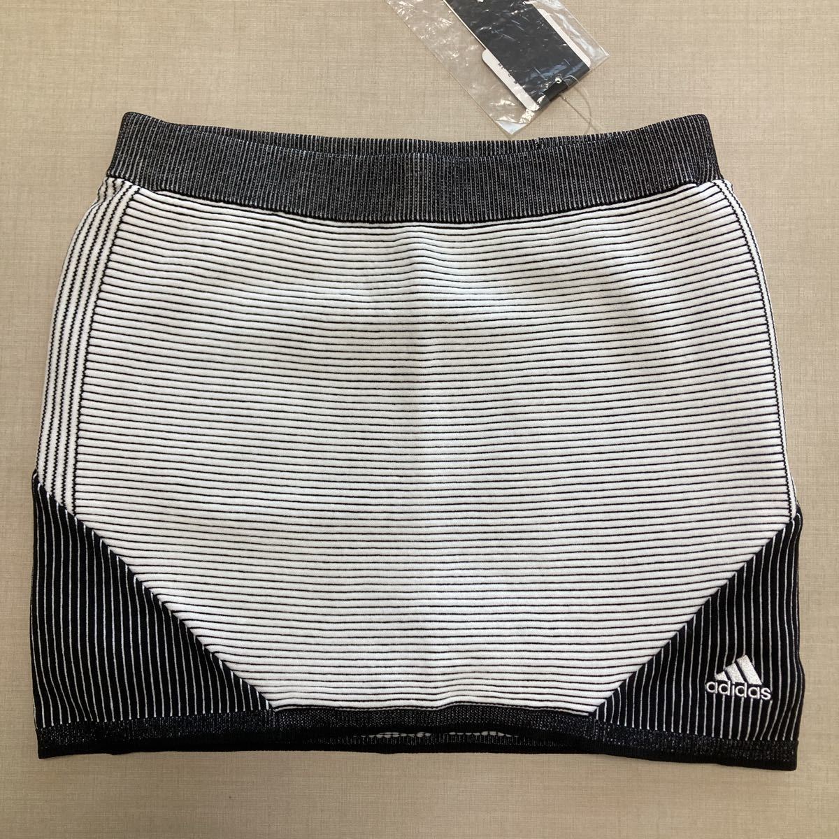 新品・未使用　adidas ゴルフ　インナー付スカート ◆ L ◆ INS43 ブラック/ホワイト アディダス