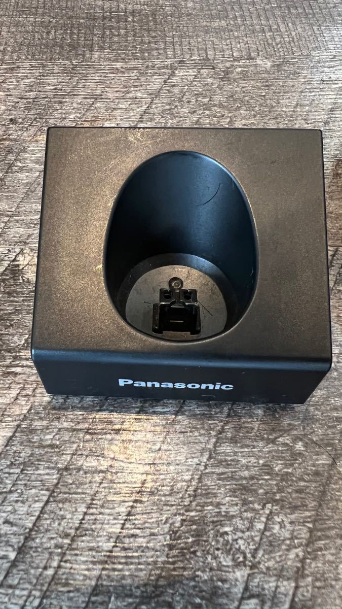 パナソニック Panasonic 充電式 バリカン　替え刃なし。中古。