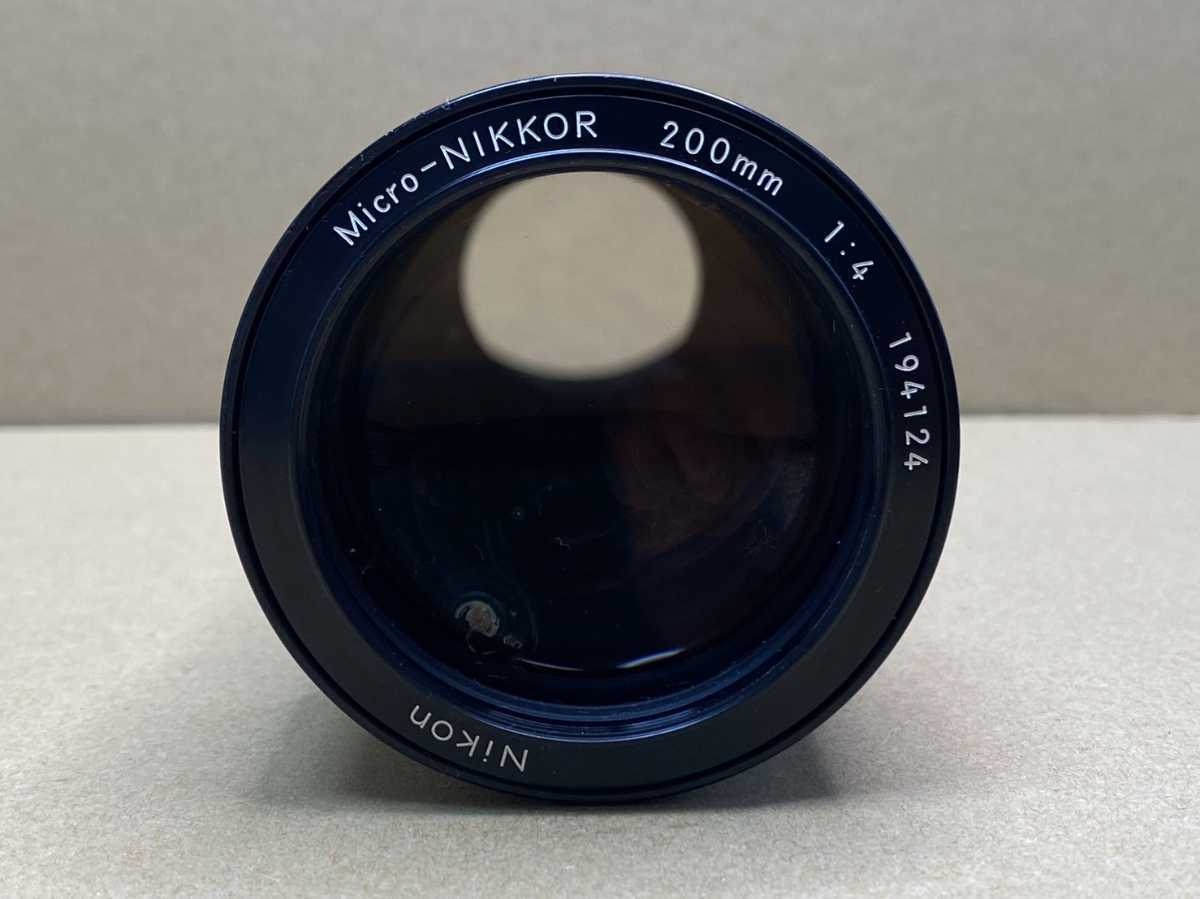 Nikon AI Micro-NIKKOR 200mm F4 ニコン マクロ 望遠レンズ 単焦点_画像2