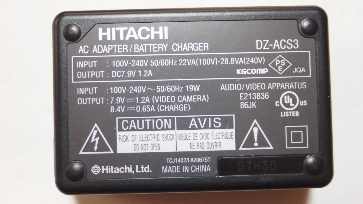 HITACHI ビデオカメラ(DZ-HS403, HS401等) 用 ACアダプターDZ-ACS3 動作品(電圧出力可 ジャンク扱い)_画像3
