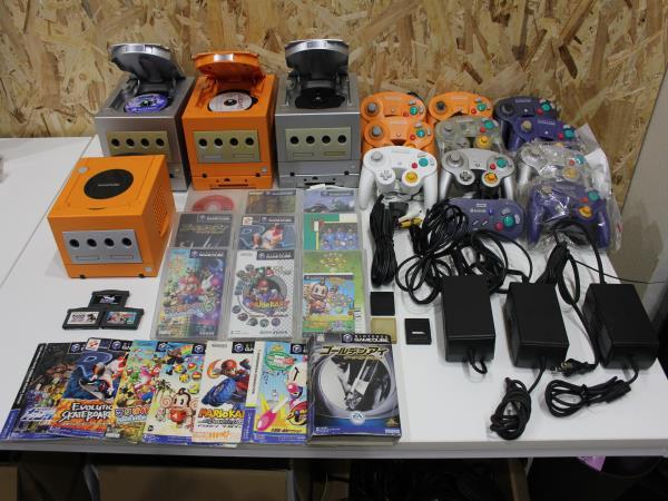 TF05267 NINTENDO DOL-001 & DOL-017×3個 ゲームキューブ本体