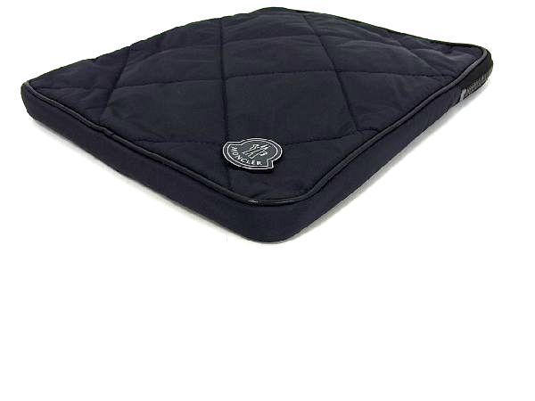 1円 □美品□ MONCLER モンクレール ナイロン キルティング iPadケース