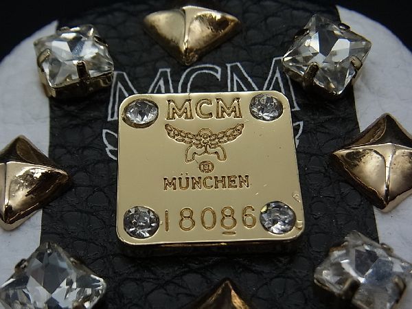 1円 美品 MCM エムシーエム レザー ビジュー リュックモチーフ バッグチャーム キーホルダー メンズ レディース ホワイト系 AA3212fN 日本最大級通販ショップ チャーム MCMエムシーエム 美品 キーホルダー