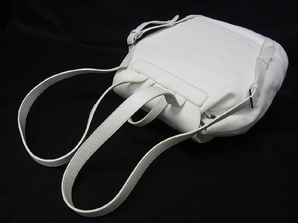 アニエスベー 本革リュックサック 巾着型 - www.perucho.gob.ec