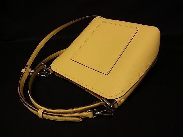 1円■新品■未使用■ kate spade ケイトスペード WKR00439 ダーシー スモールバケット レザー 2WAY ショルダーバッグ イエロー系 AA9901Jk_画像3