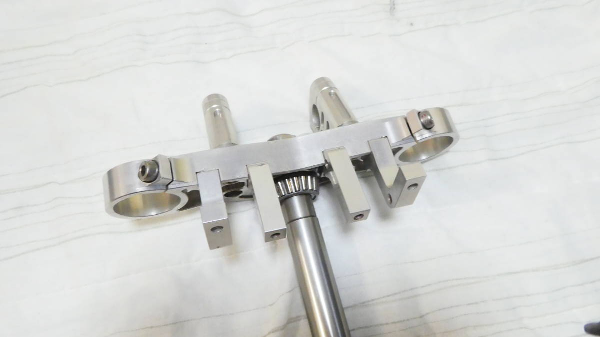 美品 K-FACTORY Kファクトリー ステム トリプルツリー カワサキ