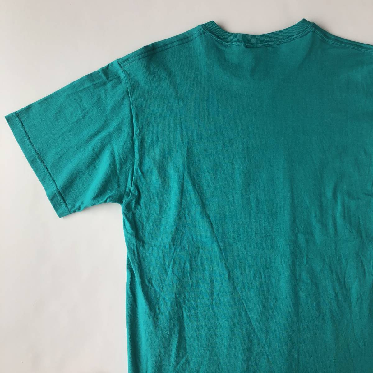 FRUIT OF THE LOOM　デザインTシャツ　プリントロゴ　Mサイズ　グリーン系カラー