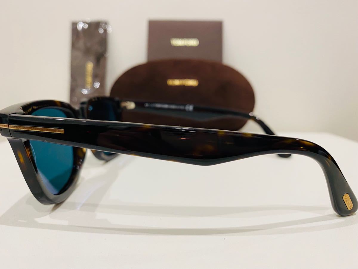 く日はお得♪ TOMFORD トムフォード サングラス メガネ高級メガネ FT501 20V