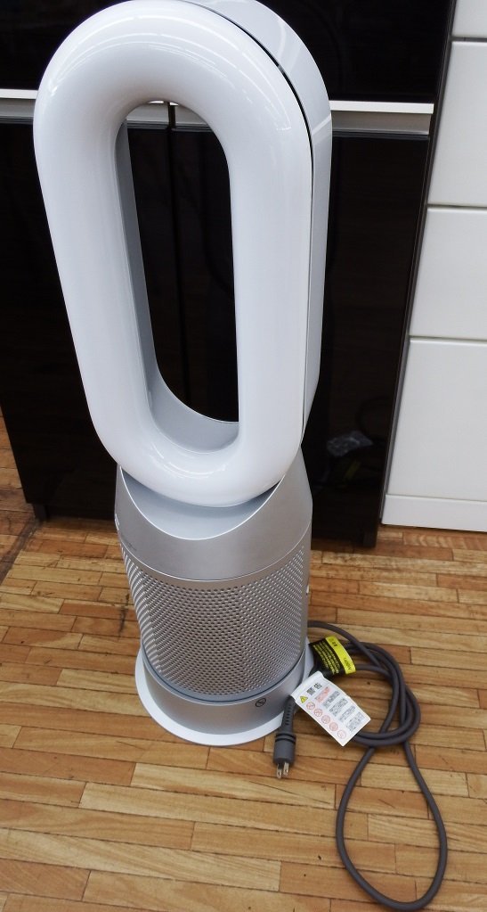 ●中古美品　Dyson ダイソン　Purifier Hot+Cool　空気清浄ファンヒーター ホワイト／シルバー (HP07）※リモコン付き_画像1