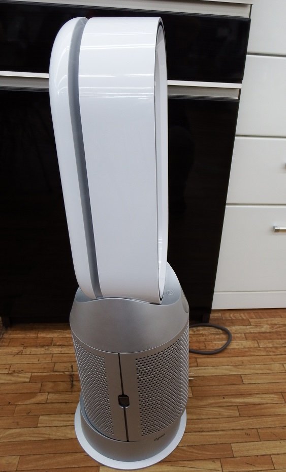 ●中古美品　Dyson ダイソン　Purifier Hot+Cool　空気清浄ファンヒーター ホワイト／シルバー (HP07）※リモコン付き_画像4