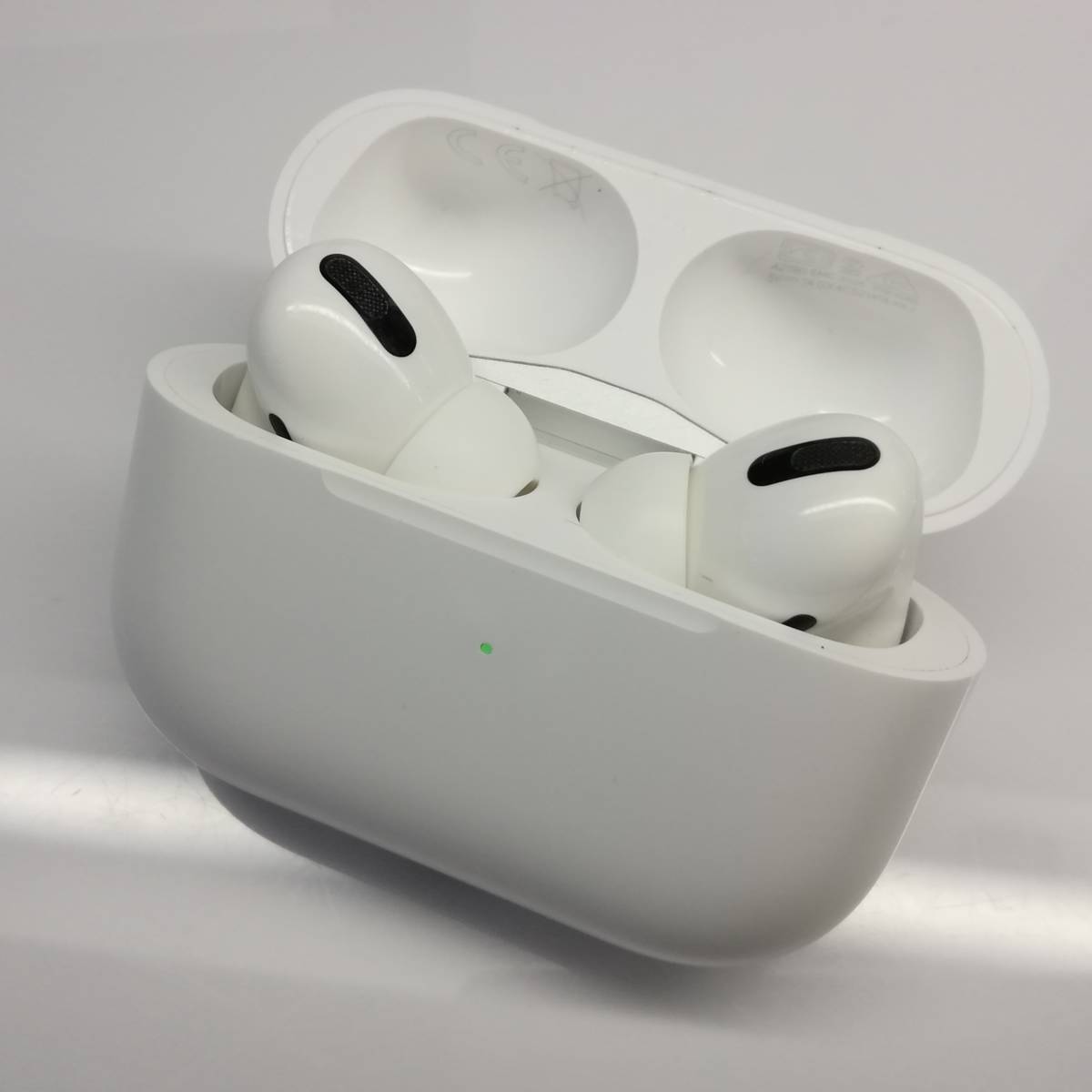 AirPods Pro ホワイト A2038