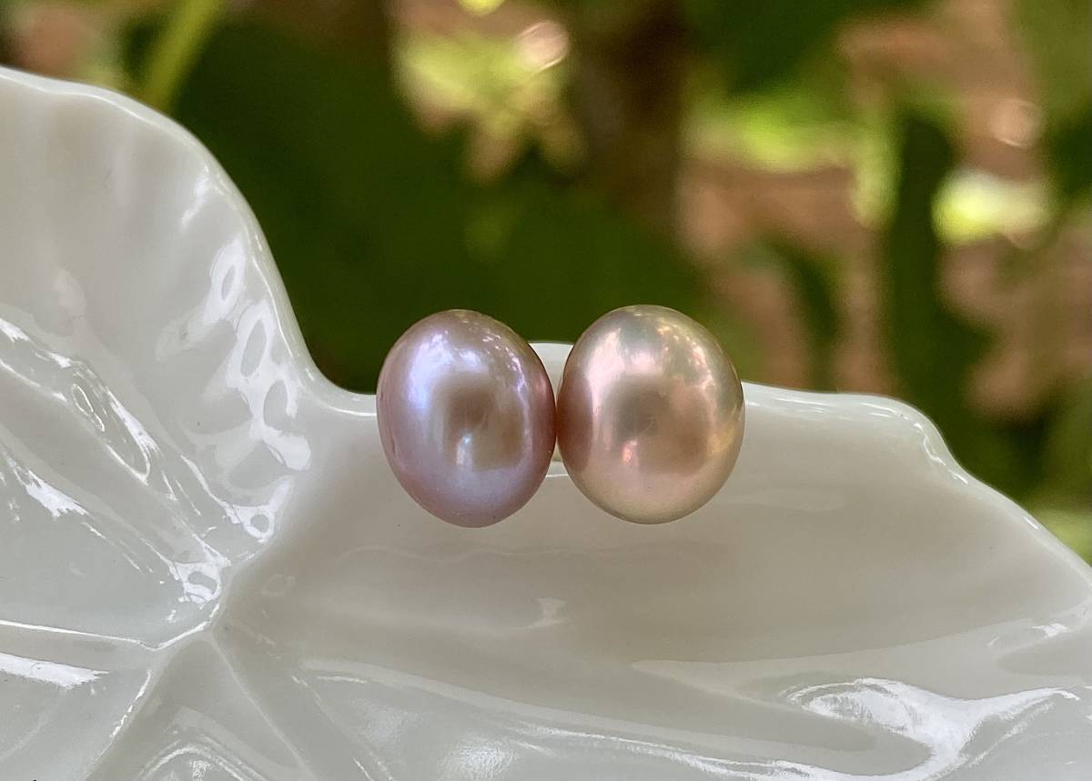 照り照りパープル真珠ピアス⑨ 正規品!