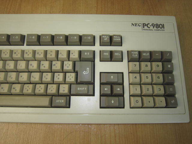 【レトロPC】 NEC PC-9801F キーボード付き ジャンク扱い