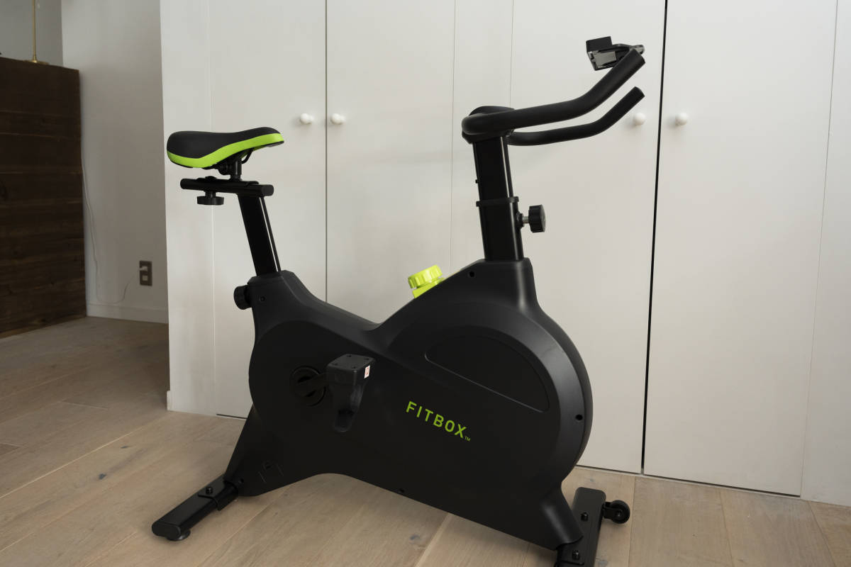 FITBOX LITEフィットネスバイク2021年5月購入美品 畳1畳のスペースで
