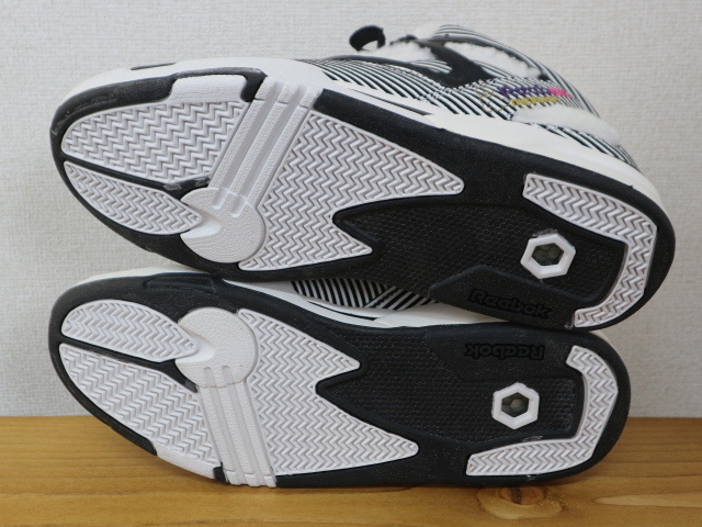  новый товар Reebok PUMP OMNI LITE × KANAE artist+ US11 29cm боа белый чёрный полоса Reebok Pump - ikatto спортивные туфли 